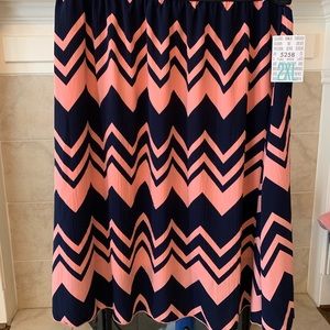NBW LuLaRoe Lola